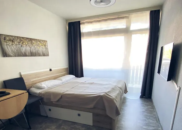 Studio 20Qm Mit Balkon Und Innenpool - 22031